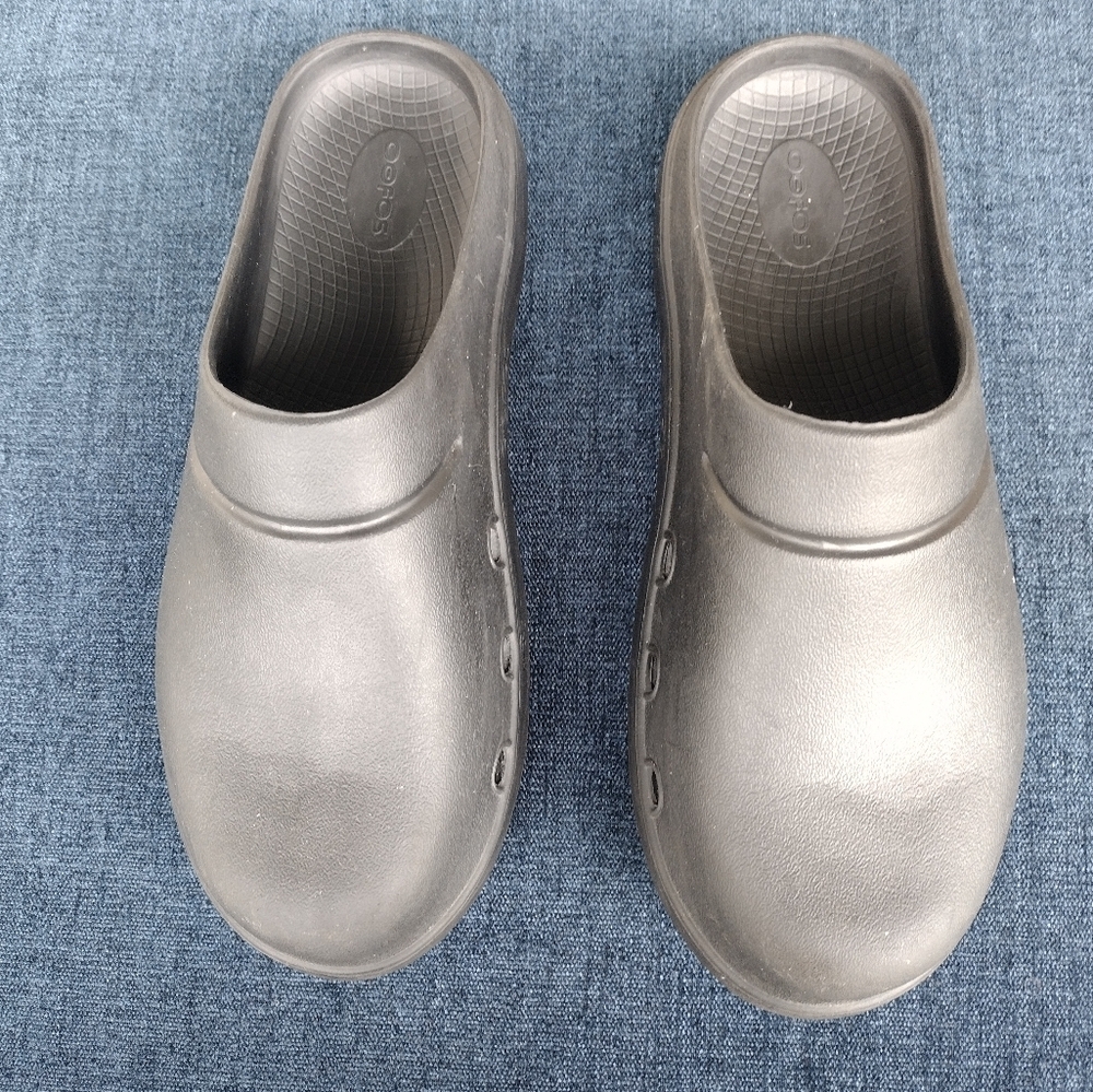 OOfos Shoes Men 11 Women 13 OOcloog Recovery Black Clogs Slip On Mule